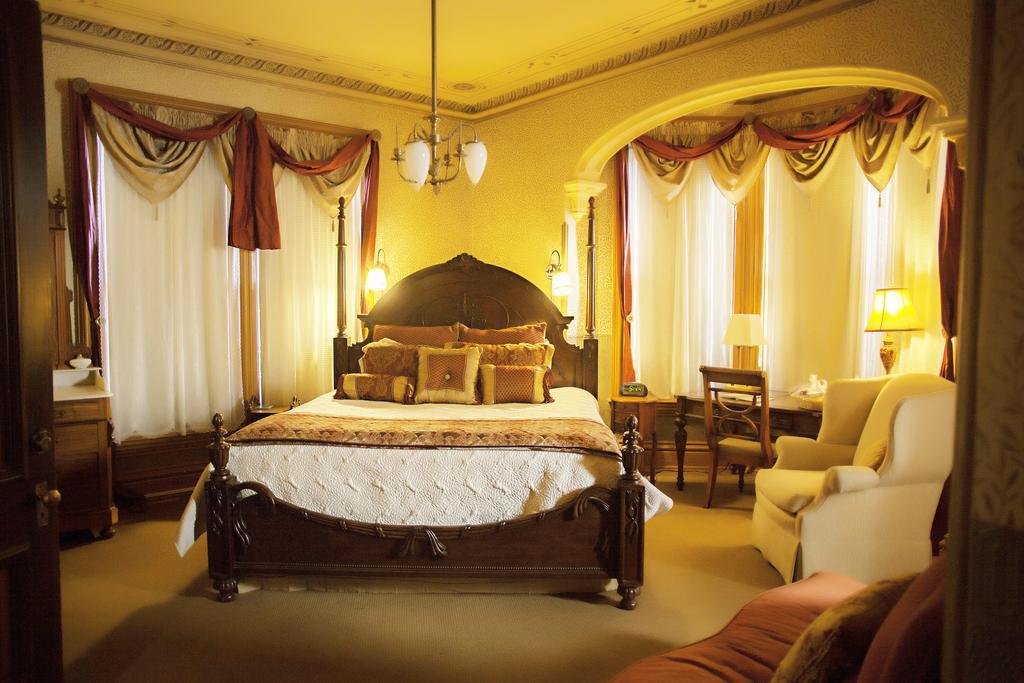 Kalamazoo House Bed & Breakfast Room photo