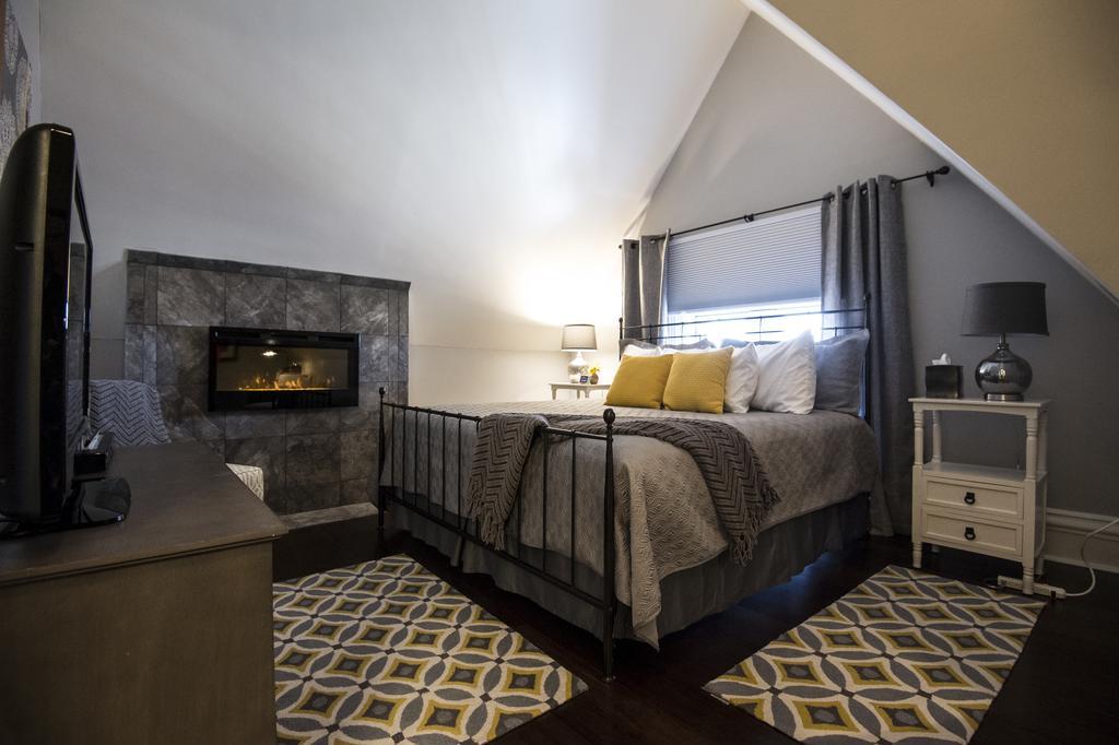 Kalamazoo House Bed & Breakfast Room photo