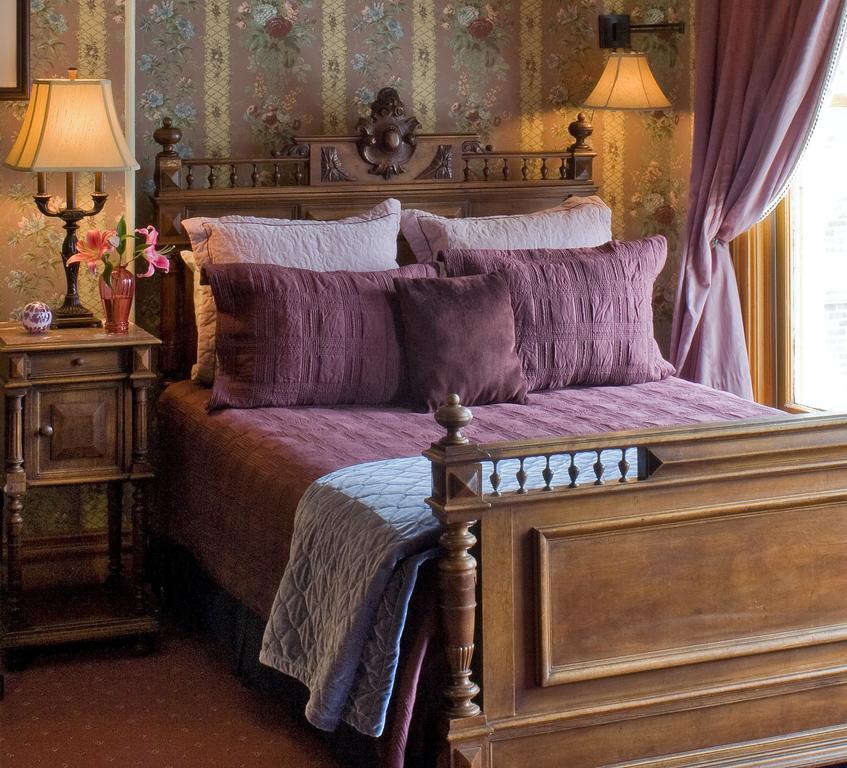 Kalamazoo House Bed & Breakfast Room photo